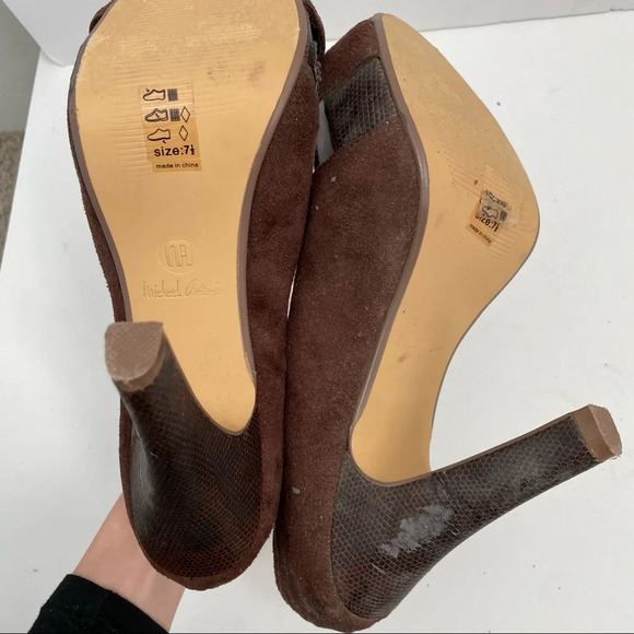 Michael Antonio Brown Suede Peep Toe Platform Heels - Picture 10 of 13